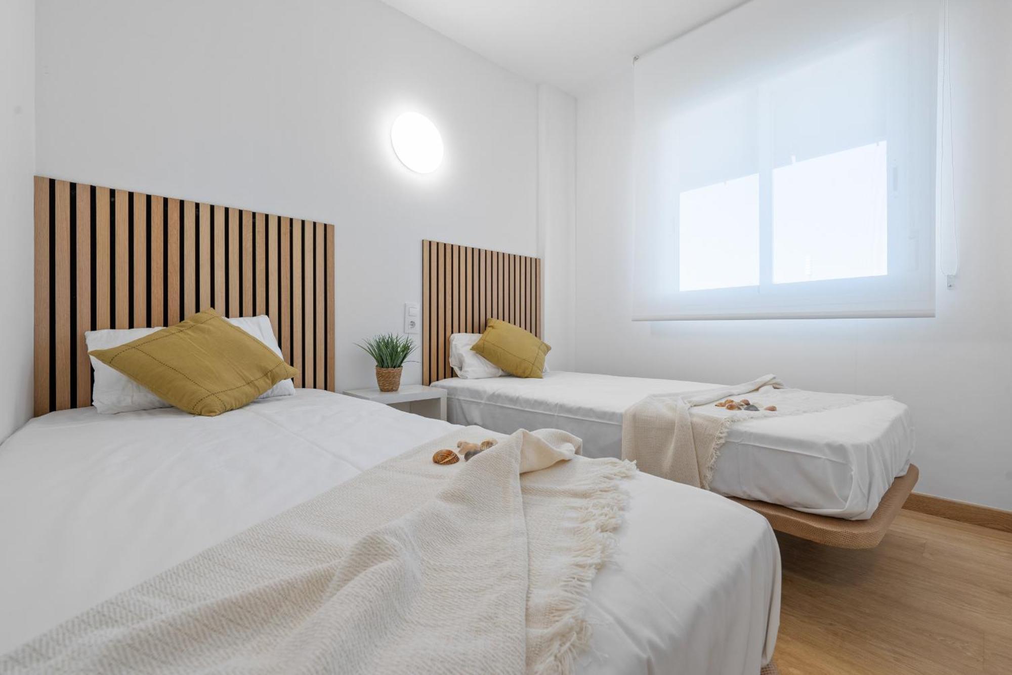 Alea Rentals - Acquamarina La Pineda Eksteriør billede